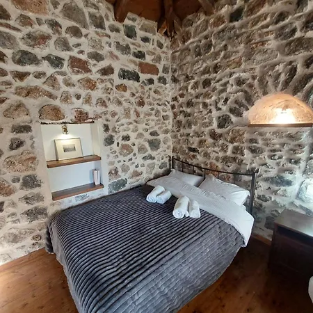 Andromahi Stone House Villa